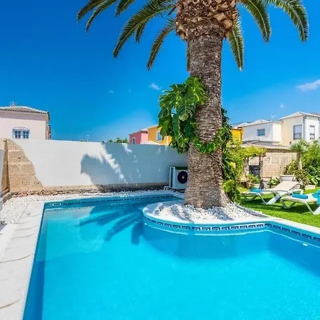 فيلة Playa De Fanabe Sleeps 8 Pool Air Con أذيخي