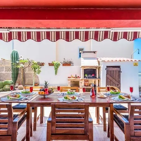 فيلة Playa De Fanabe Sleeps 8 Pool Air Con أذيخي