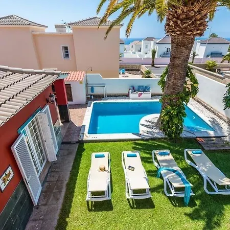 Vila Playa De Fanabe Sleeps 8 Pool Air Con Costa Adeje (Tenerife)
